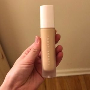 Fenty Beauty Pro Filt’r soft matte foundation